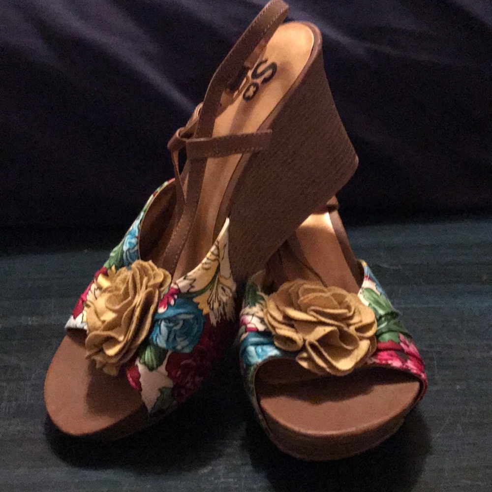 SO wedges.